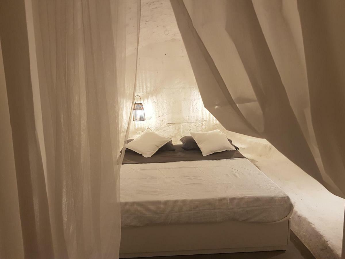 Casa Gorgole Apartment Ostuni Bagian luar foto