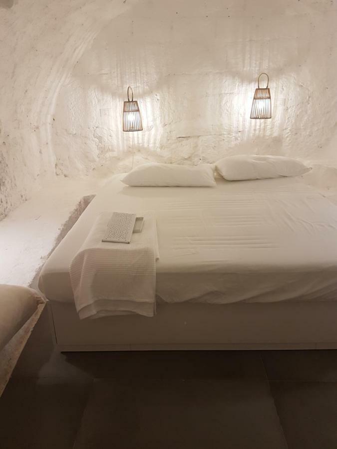 Casa Gorgole Apartment Ostuni Bagian luar foto