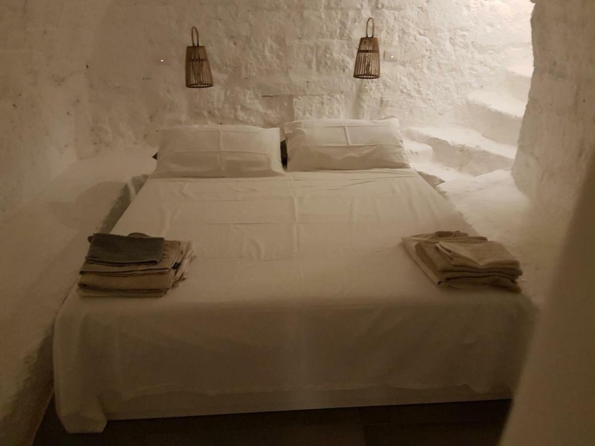 Casa Gorgole Apartment Ostuni Bagian luar foto